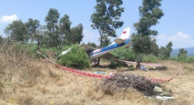 İzmir Selçuk’ta özel bir uçak araziye düştü: 2 yaralı