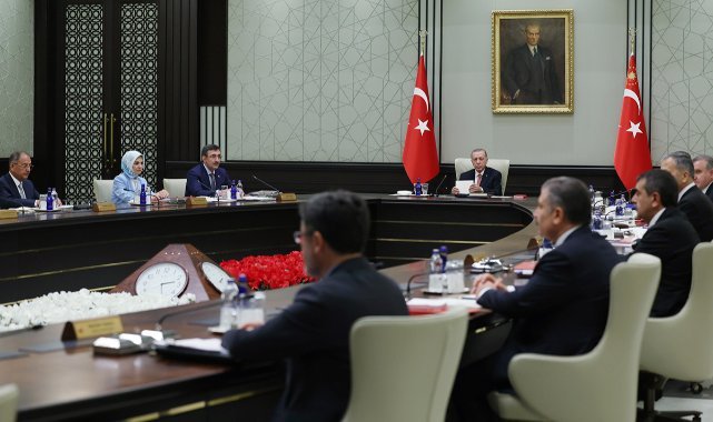Kabine Toplantısı Cumhurbaşkanı Erdoğan'ın katılımıyla başladı