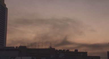 Manisa’daki yangının kara dumanları İzmir’i kapladı