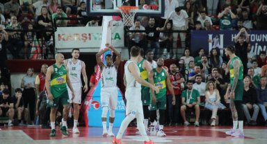 Pınar Karşıyaka, seriye kötü başladı