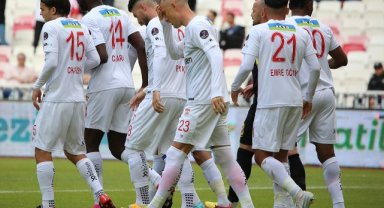 Sivasspor evinde daha başarılı
