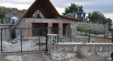 Tabancayla öldürüp cesedi yaktı