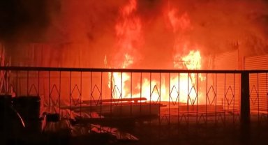 Van'da korkutan yangın