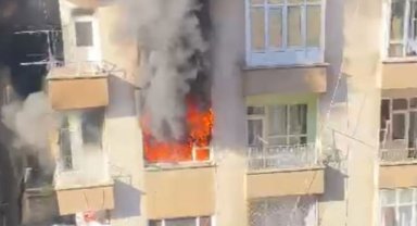 Apartman dairesinde korkutan yangın