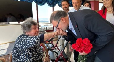 Başkan Saygılı bayramda durmuyor: Köklerimizin üzerinde yükselmeye devam