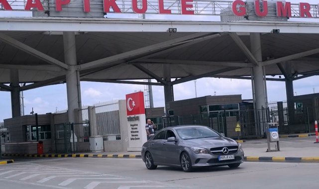 Bayram tatilinde gümrük kapılarından toplam 1 milyon 126 bin 761 yolcu geçti