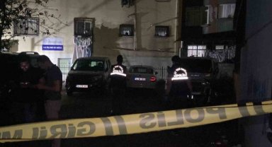 Beyoğlu'nda 5 katlı binada patlama