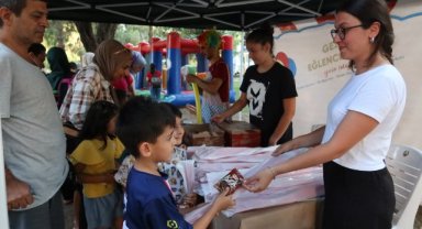 Bornova Belediyesi’nin ‘Gezici Eğlence Parkı’ yola çıktı