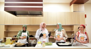 Bu lezzetlerin tadı anlatılmaz: Kınalı Bornova Bamyası’na özel mutfak atölyesi