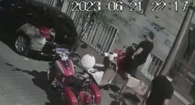 Cihangir’de sandalye ve küllüklü esnaf kavgası: Ateş açılınca ortalık karıştı