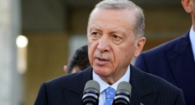 Cumhurbaşkanı Erdoğan Filenin Efeleri’ni tebrik etti