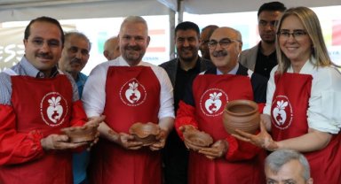 Dünya Menemen'de buluşuyor: “Çömlekteki ustalığımızı dünya öğrendi”