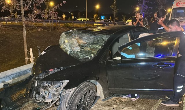 Düzce'de iki araç kafa kafaya çarpıştı