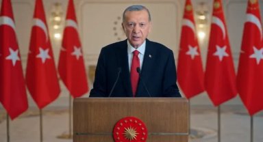 Erdoğan: Türkiye AB kapısı önünde bekletiliyor
