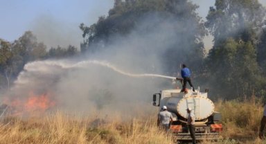 Güzelbahçe'deki makilik yangını söndürüldü
