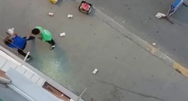 İstanbul’da dehşet anları: Kavga ettiği kişinin sığındığı markete saldırdı