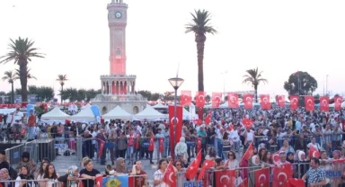 İzmir'de "15 Temmuz Demokrasi ve Milli Birlik Günü" anma etkinliği
