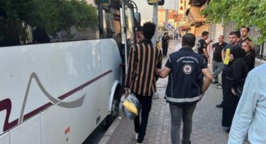 İzmir’de çalışma izni olmayan göçmenler yakalandı