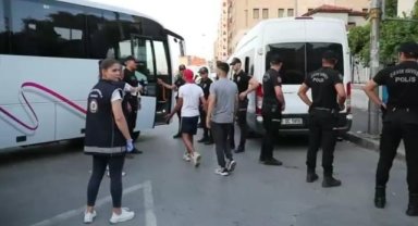 İzmir’de düzensiz göçmenlere bir operasyon daha: 170 kişi yakalandı