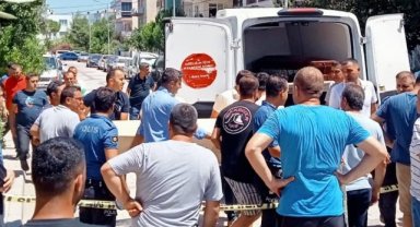 İzmir'de emniyet bekçisi 9 yaşındaki kızının yanında cinayete kurban gitti