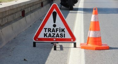 İzmir'de feci kaza: Motosiklet ile traktör çarpıştı
