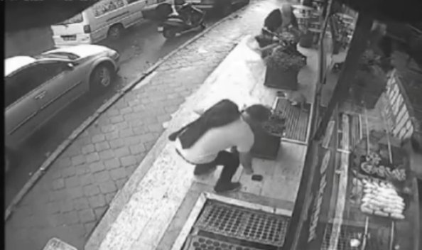 Kayıp cüzdanı ’Karakola götüreceğim’ dedi, ortadan kayboldu