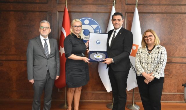 Litvanyalı heyetten İzmir çıkarması