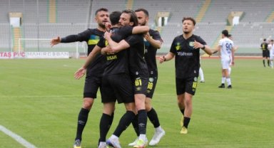 Menemen FK, Kemal Rüzgar’la görüşüyor