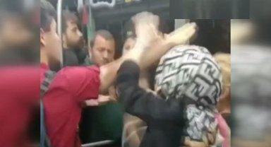 Metrobüste kadın yolcular birbirine girdi