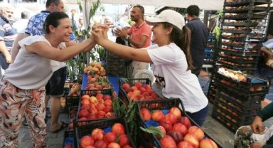 Şen Şeftali Şenliği 16 Temmuz'da Efes Selçuk'ta