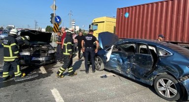 Tekirdağ’da 4 araçlı zincirleme kaza