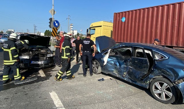 Tekirdağ’da 4 araçlı zincirleme kaza