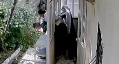 Yeğeninin saldırısından ‘ölü numarası' yaparak kurtuldu