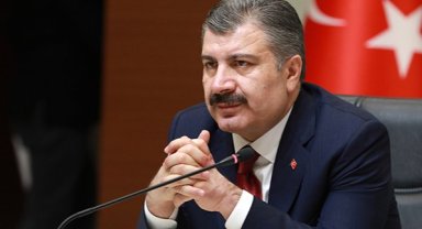 Bakan Koca: 'Doktora saldıran kişi gözaltına alındı'