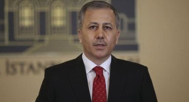 Bakan Yerlikaya: "Bin 385 düzensiz göçmen organizatörü yakalandı"