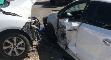 Isparta’da feci kaza:4 araç birbirine girdi