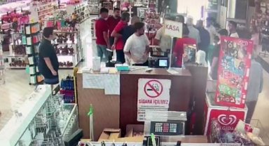 İstediği yerde yemek yiyemeyen şoförün başlattığı kavgada aşçının kafasını yarıldı