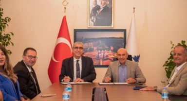 İzmir Büyükşehir Belediyesi ve BM Nüfus Fonu ortak projeler için işbirliği yapıyor