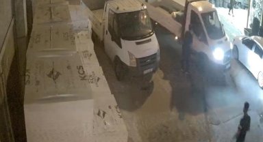 İzmir'de korkunç cinayet: Kamyonetteki kuzenine kurşun yağdırdı