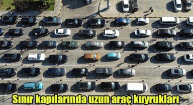 Sınır kapılarında uzun araç kuyrukları