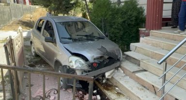 Yine aynı yer yine kaza: Korkudan evlerinin önünde oturamıyorlar