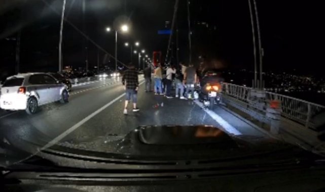15 Temmuz Şehitler Köprüsü'nde motosikletli trafik polisine otomobil çarptı