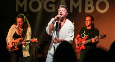 92. İzmir Enternasyonal Fuarı’nda yıldız yağmuru