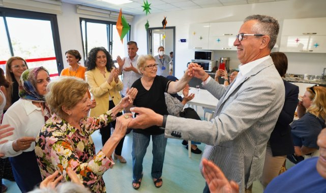 Alzheimer hastaları bu merkezde hayata tutunuyor