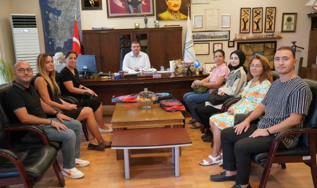 Atıklarını getirdiler kırtasiye malzemesi aldılar