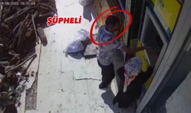 ATM'lerde yardım bahanesiyle 13 kişinin kartını çalıp, dolandan şüpheli yakalandı