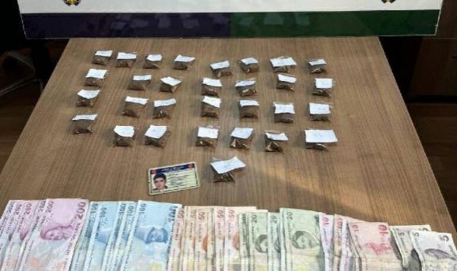 Avcılar&#039;da uyuşturucu satıldığı belirlenen baraka yıkıldı