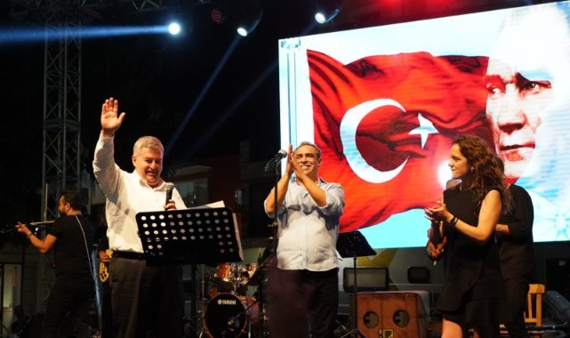 Çeşme Festivali’nde Ege rüzgârı