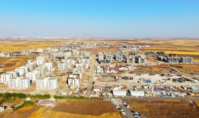 Diyarbakır'da deprem konutlarındaki hummalı çalışma devam ediyor