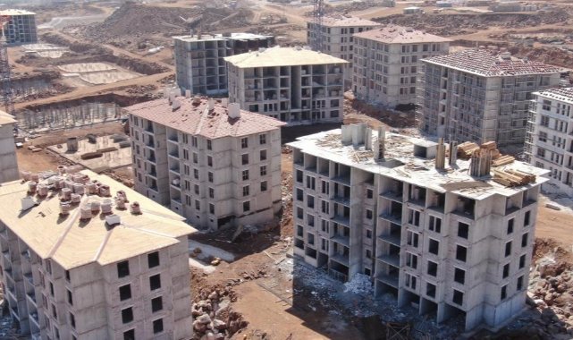 Enkaz kent Hassa’da afet konutlarıyla birlikte yeni bir şehir ortaya çıkıyor